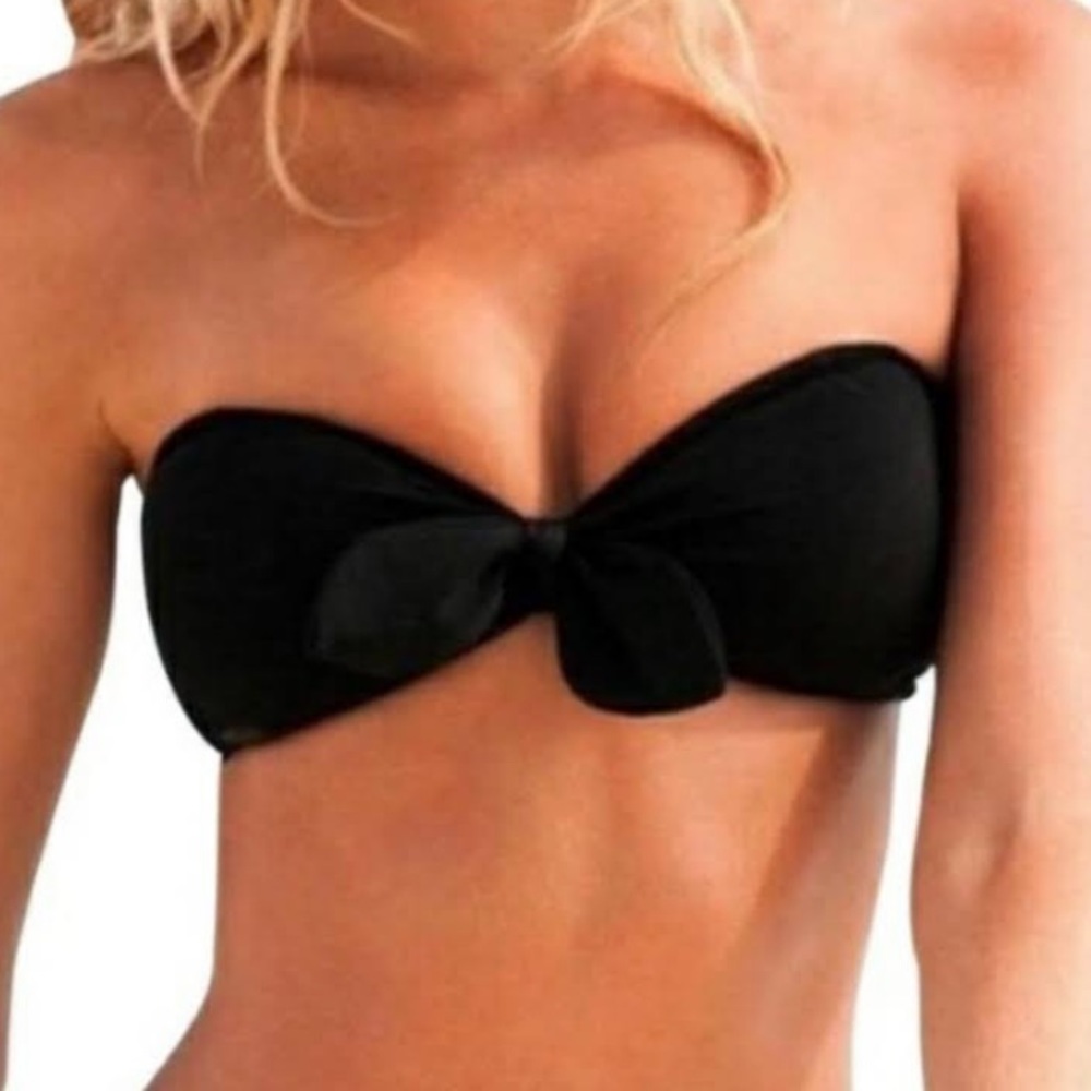Victoria’s Secret black bandeau bikini top